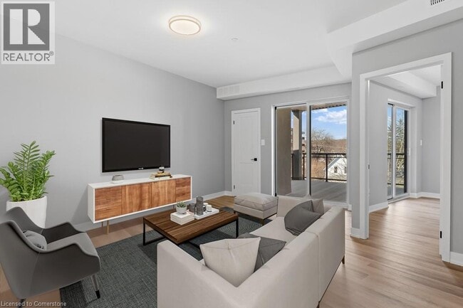 property at 5002 King St