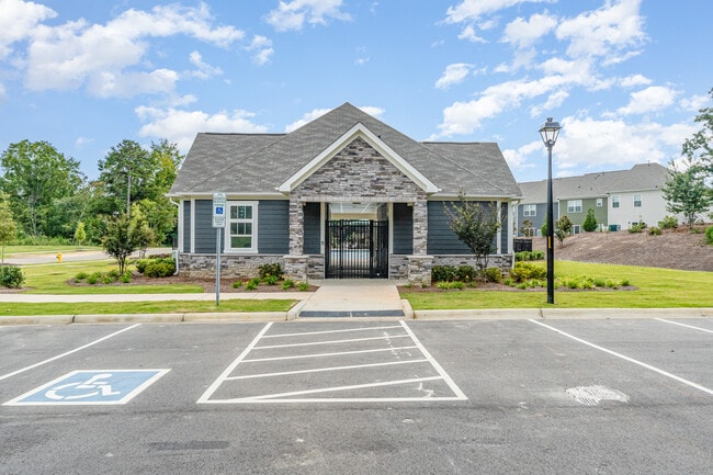 3209 Lilac Grove Dr, Unit 1615 - A-308 - A in Charlotte, NC - Building Photo - Building Photo