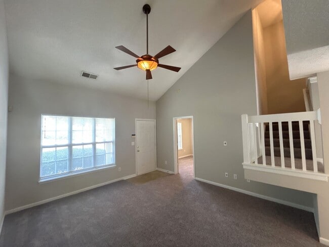 6041 Cougar Ln in Charlotte, NC - Building Photo - Building Photo