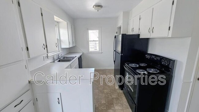 105 Morning Glory St SW in Grand Rapids, MI - Building Photo - Building Photo