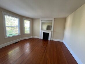 19 Central St in Methuen, MA - Building Photo - Building Photo