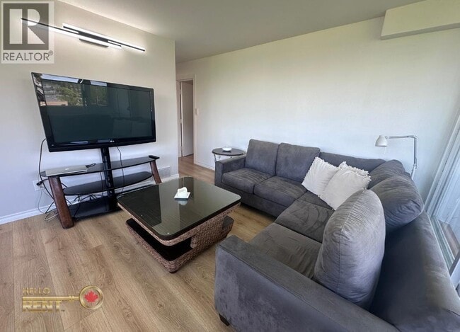 31 Elliot St in New Westminster, BC - Building Photo - Building Photo