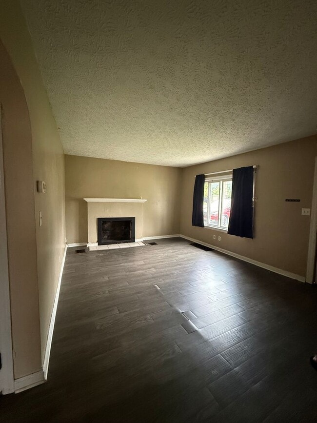 3716 Marshall Rd in Kettering, OH - Building Photo - Building Photo