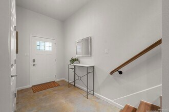 1002 Morningside Dr in San Antonio, TX - Building Photo - Building Photo