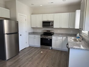 208 Home Ave in Graham, NC - Building Photo - Building Photo