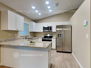 7840 Arms Dr in Zephyrhills, FL - Building Photo - Building Photo