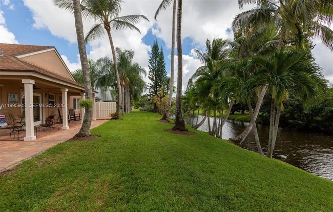 1190 SW 108th Way in Davie, FL - Building Photo - Building Photo