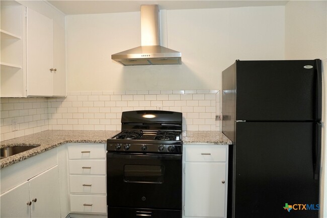 property at 1005 Haynes St