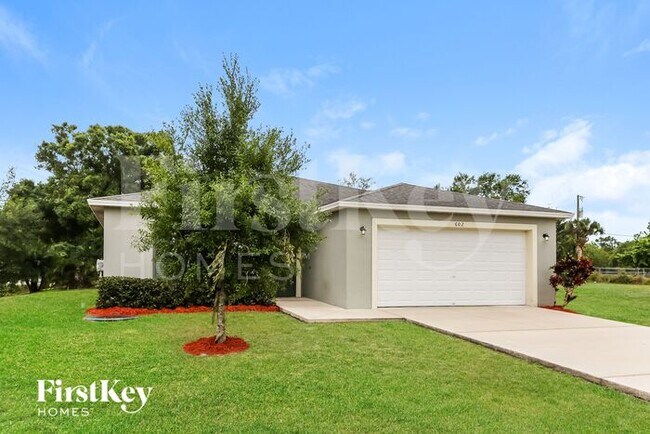 602 SW Sail Terrace in Port St. Lucie, FL - Building Photo - Building Photo