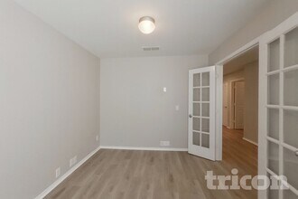 206 Bison Meadow Dr in Waxahachie, TX - Foto de edificio - Building Photo