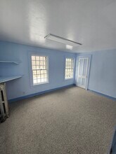 10 N Lake St in Litchfield, CT - Building Photo - Building Photo