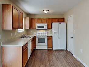 1307 Jordans Pond Ln in Charlotte, NC - Building Photo - Building Photo