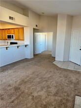 9901 Trailwood Dr in Las Vegas, NV - Building Photo - Building Photo