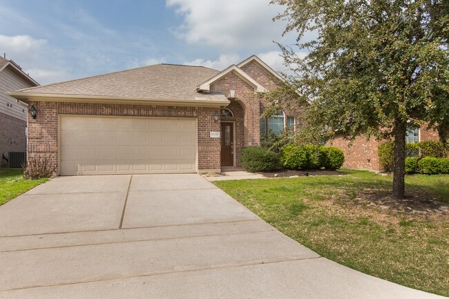 property at 10206 N Pine Ivy Ln
