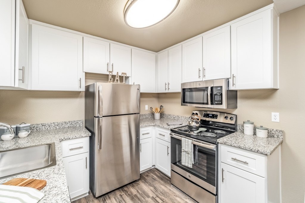 Cameron Oaks in Cameron Park, CA - Building Photo