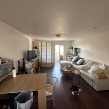 6227 Morse Ave, Unit Apt. 304 in Los Angeles, CA - Foto de edificio - Building Photo