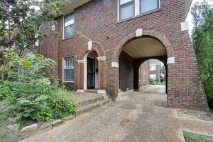 257 Hawthorne St in Memphis, TN - Building Photo