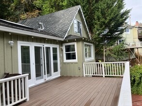 190 Forrest Ave in Fairfax, CA - Foto de edificio - Building Photo