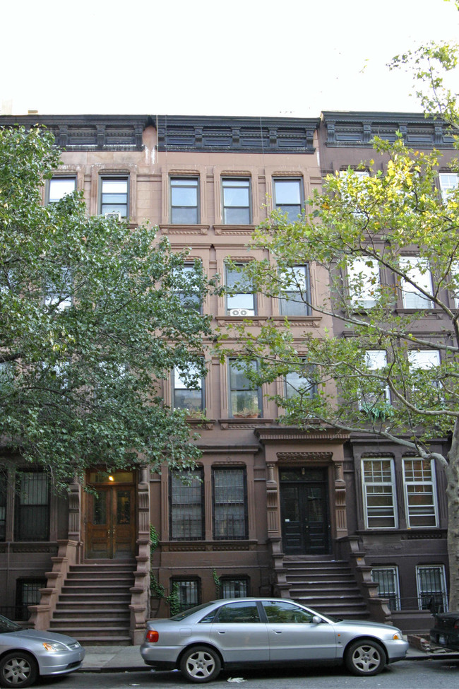 161 W 78th St in New York, NY - Building Photo - Building Photo