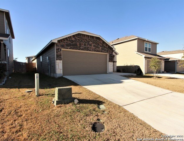 11742 Silver Sky in San Antonio, TX - Building Photo - Building Photo