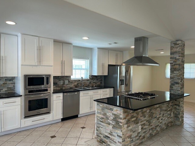 5607 Braesvalley Dr in Houston, TX - Building Photo