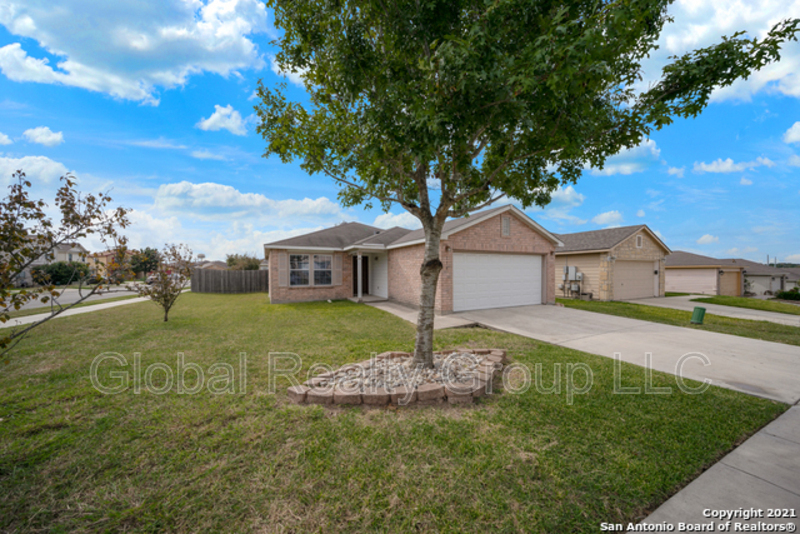 136 Blue Willow in Cibolo, TX - Building Photo