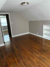 878 W 10th Ave in Columbus, OH - Foto de edificio - Building Photo