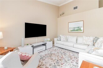 19910 Barletta Ln in Estero, FL - Foto de edificio - Building Photo