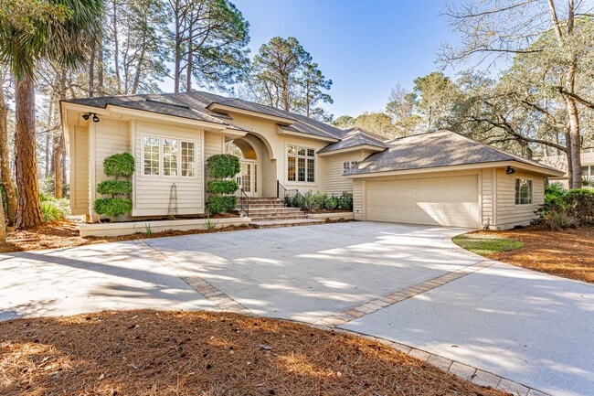 property at 187 Club Course Dr