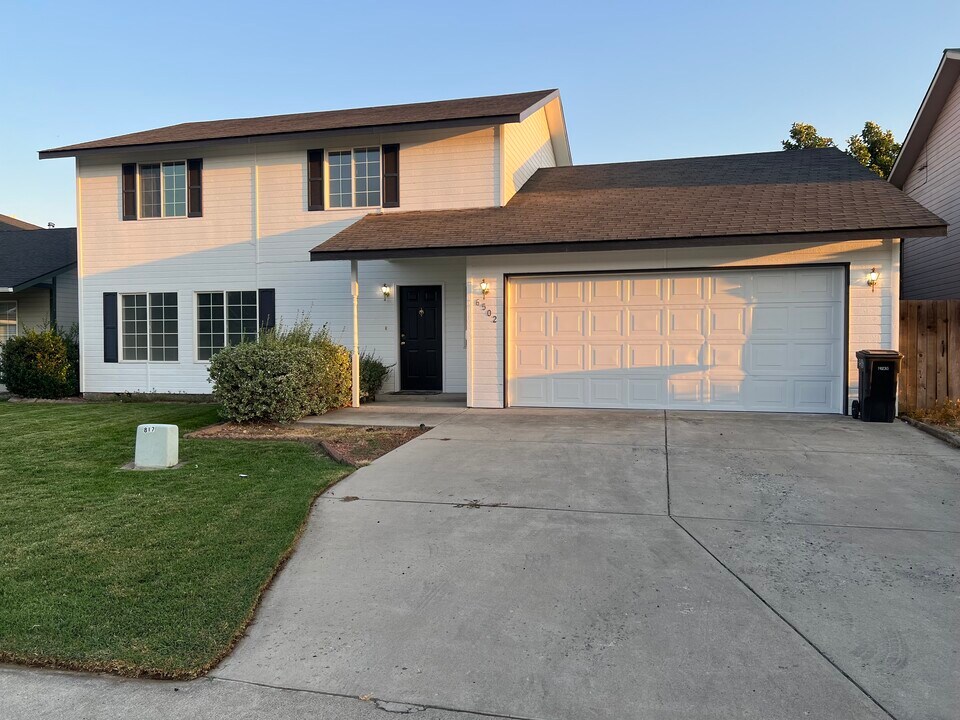 6502 Terry Ave in Yakima, WA - Building Photo