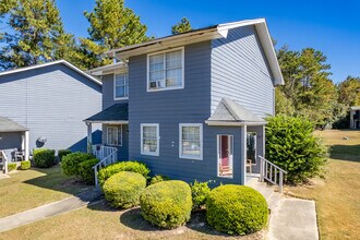Chambers Cove in Macon-Bibb, GA - Foto de edificio - Building Photo