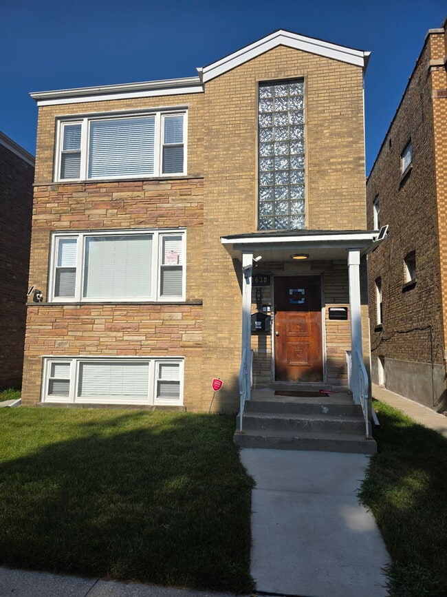 property at 1638 Home Ave