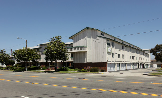 Bavarian Village Apartments in Torrance, CA - Building Photo - Building Photo