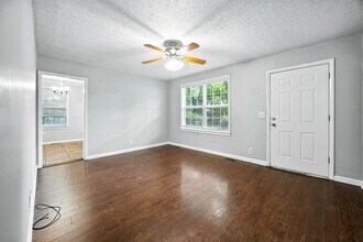 203 Creekside Dr in Clarksville, TN - Building Photo - Building Photo