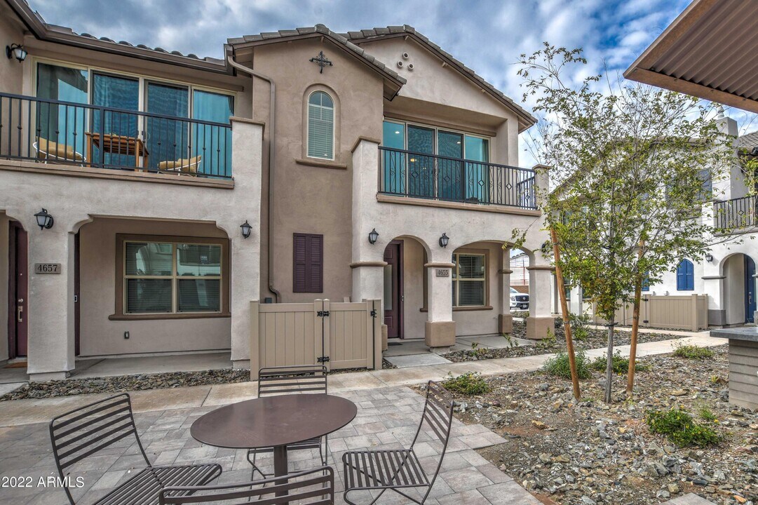4655 S Vapor in Mesa, AZ - Building Photo