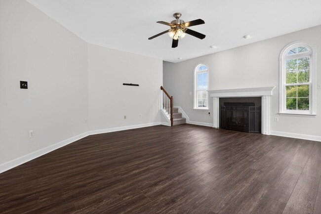 6735 Pale Morning Ct in Hughesville, MD - Building Photo - Building Photo