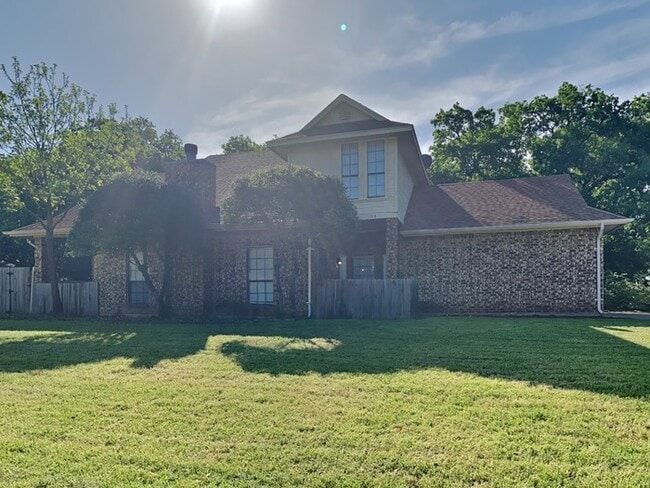 property at 104 NE Timber Ridge Dr