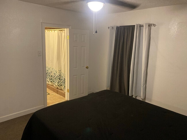 151 N Pendell Rd in El Paso, TX - Building Photo - Building Photo