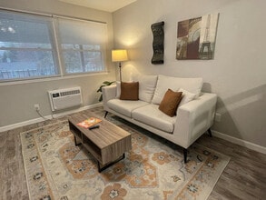 915 W Weiland Ave, Unit SI ID1296524P in Appleton, WI - Building Photo - Building Photo