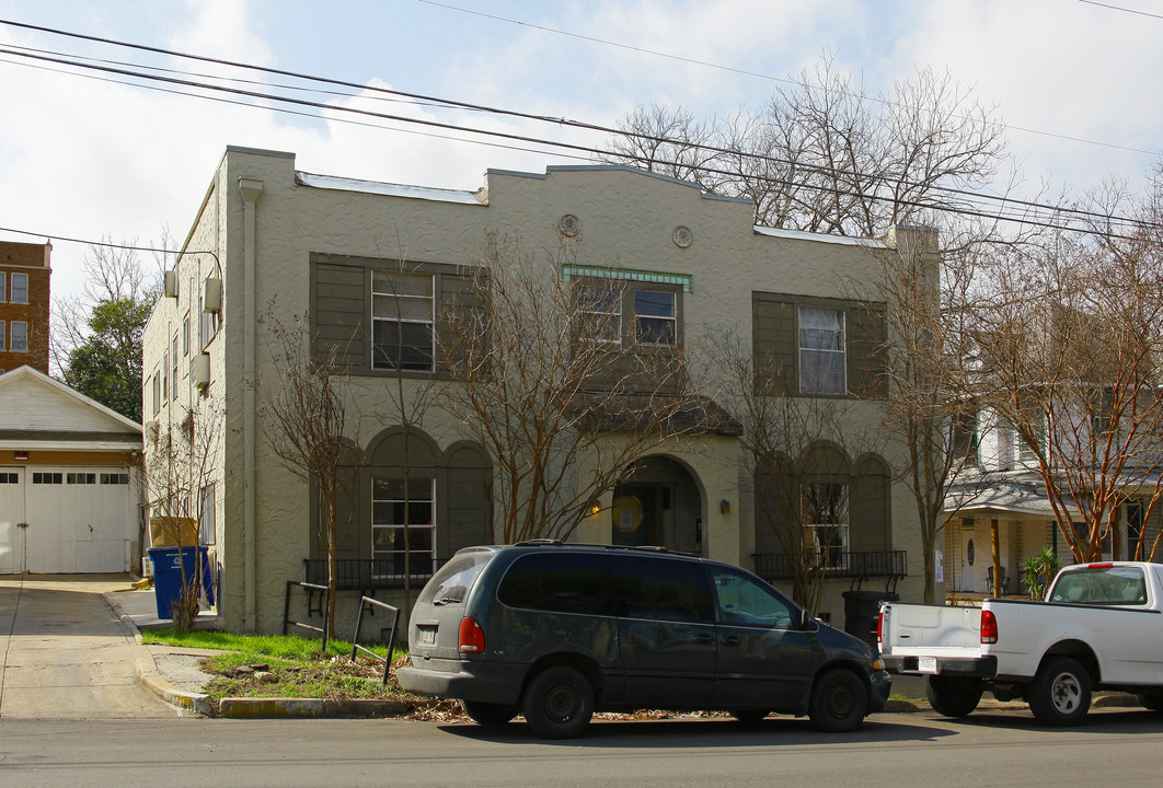 8-Plex in San Antonio, TX - Building Photo