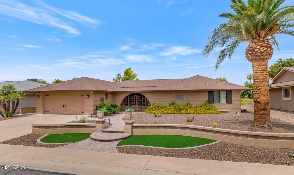 19034 N Palo Verde Dr in Sun City, AZ - Foto de edificio