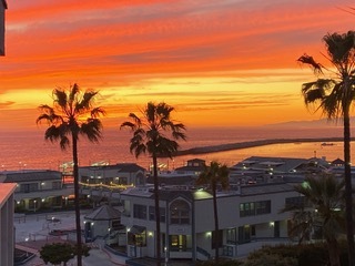 640 The Vlg, Unit 312 in Redondo Beach, CA - Foto de edificio - Building Photo