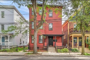 49 Harrison St, Unit #3 in Somerville, MA - Building Photo