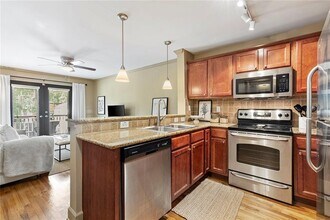 48 Peachtree Ave NE in Atlanta, GA - Building Photo - Building Photo