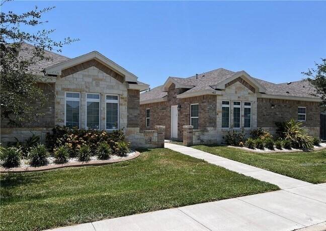412 Teague Ave in Edinburg, TX - Building Photo