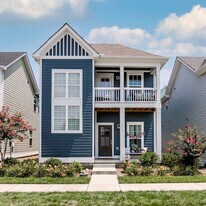 2006 French Bayou Ln, Unit 295 E. Marsile in Hendersonville, TN - Building Photo