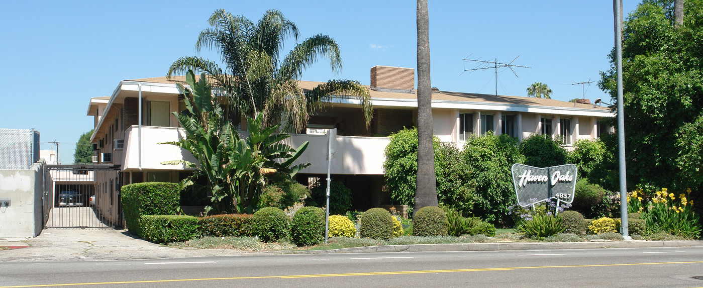 Haven Oaks in Encino, CA - Foto de edificio