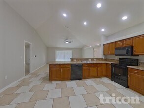 1181 Creekview Ct in St. Cloud, FL - Building Photo - Building Photo