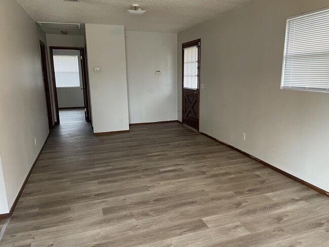 2128 Woodside St in Jacksonville, FL - Building Photo - Building Photo