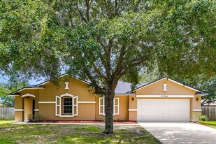 9726 Hazel Lake Dr in Jacksonville, FL - Building Photo